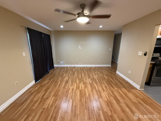 Photo - 61 Brighton Way