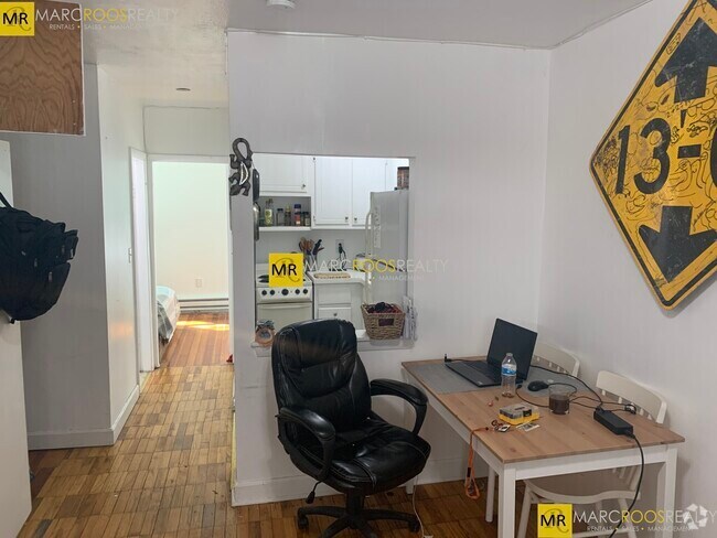 Building Photo - 21 Boston St Unit 3 Rental