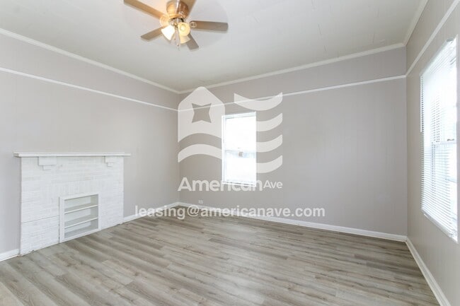 Photo - 1858 Watkins St