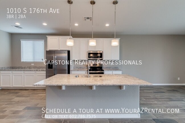 Photo - 1010 S 176th Ave