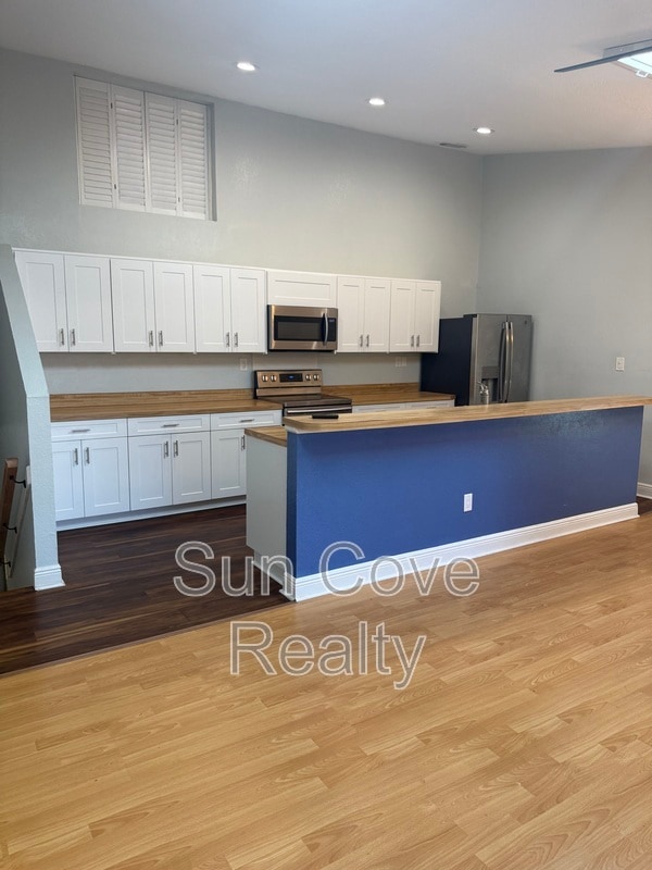 Photo - 6361 92nd Pl N