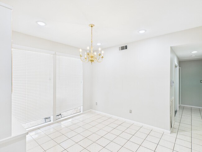 Photo - 7611 Hopewell Ln