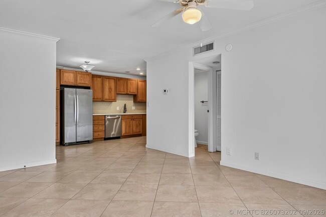 Photo - 13 Jacaranda Dr Unit 214