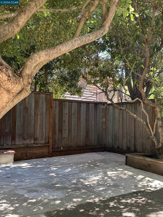 Photo - 13 Oak Brook Pl