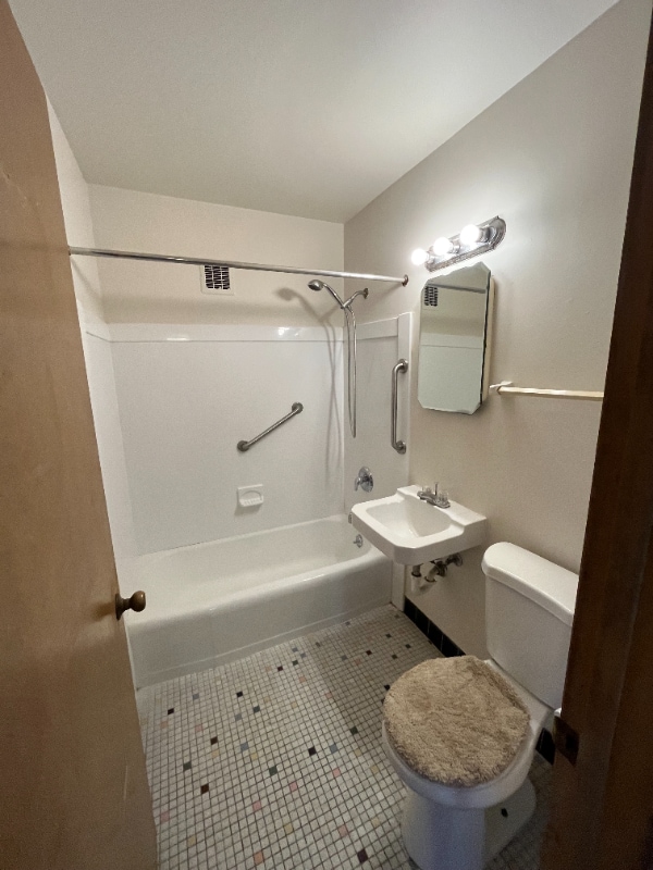 Photo - 5506 W Lincoln Ave Unit 1