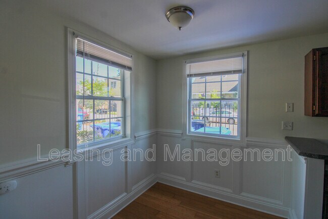 Photo - 180 Line St Unit A
