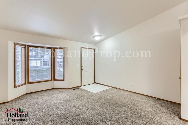Photo - Lovely 3-Bedroom Hillsboro Home with A/C!