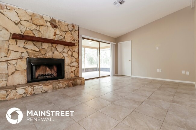 Photo - 2133 Lema Dr