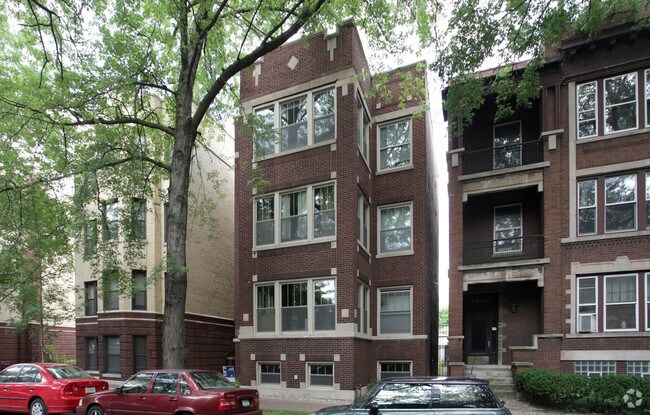 5429 S. Woodlawn Avenue - 5429 S. Woodlawn Avenue