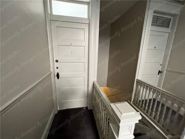 Photo - 44 W High St Unidad B