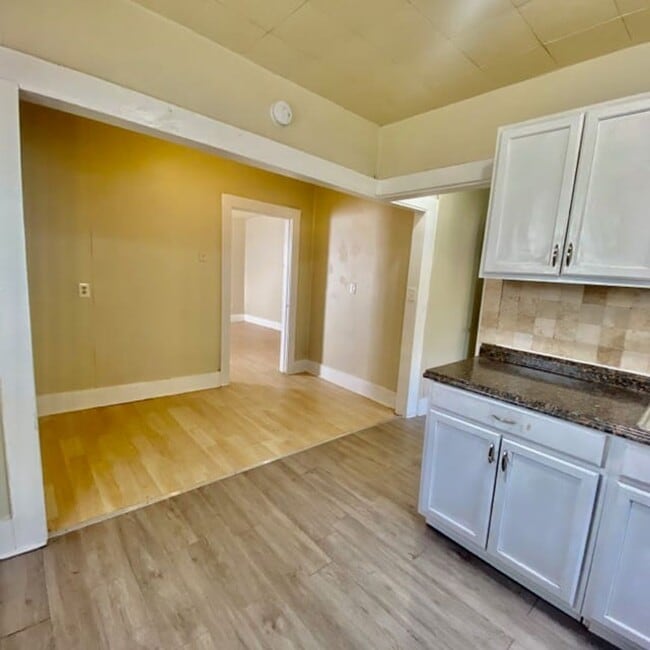 Photo - 1708 Avenue N Unidad A