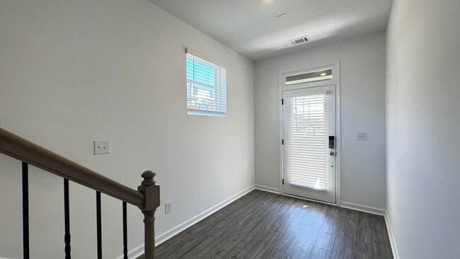 Photo - 9 Peeples Dr