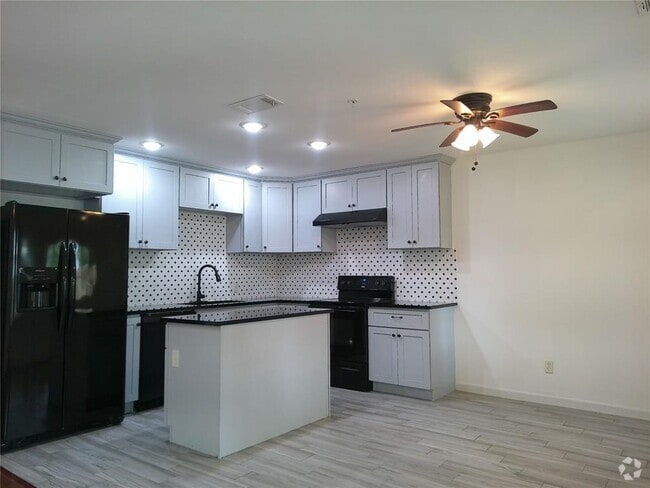 Building Photo - 22262 Adams St Unit 1 Rental