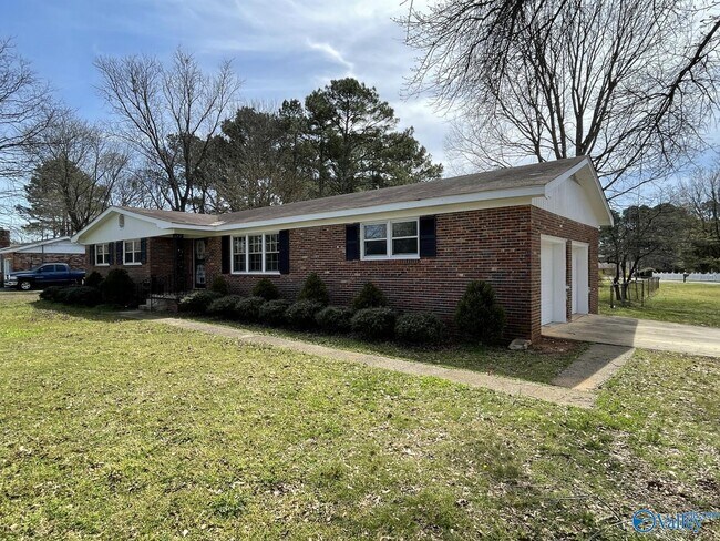 Photo - 8413 Old Madison Pike