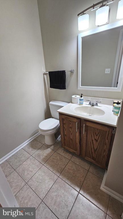 Building Photo - 1196 Swanhill Ct