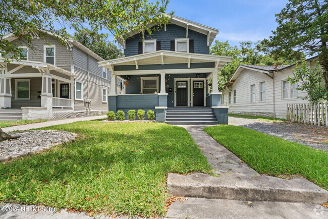 Building Photo - 2781 College St Rental