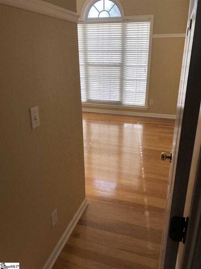 Photo - 310 Summerwalk Pl