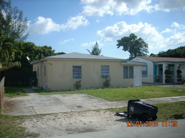 Building Photo - 3-1 House