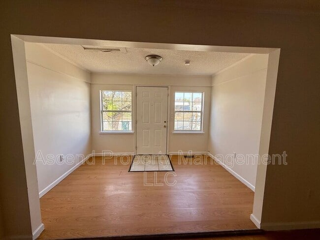 Photo - 3208 Dodds Ave Unit B