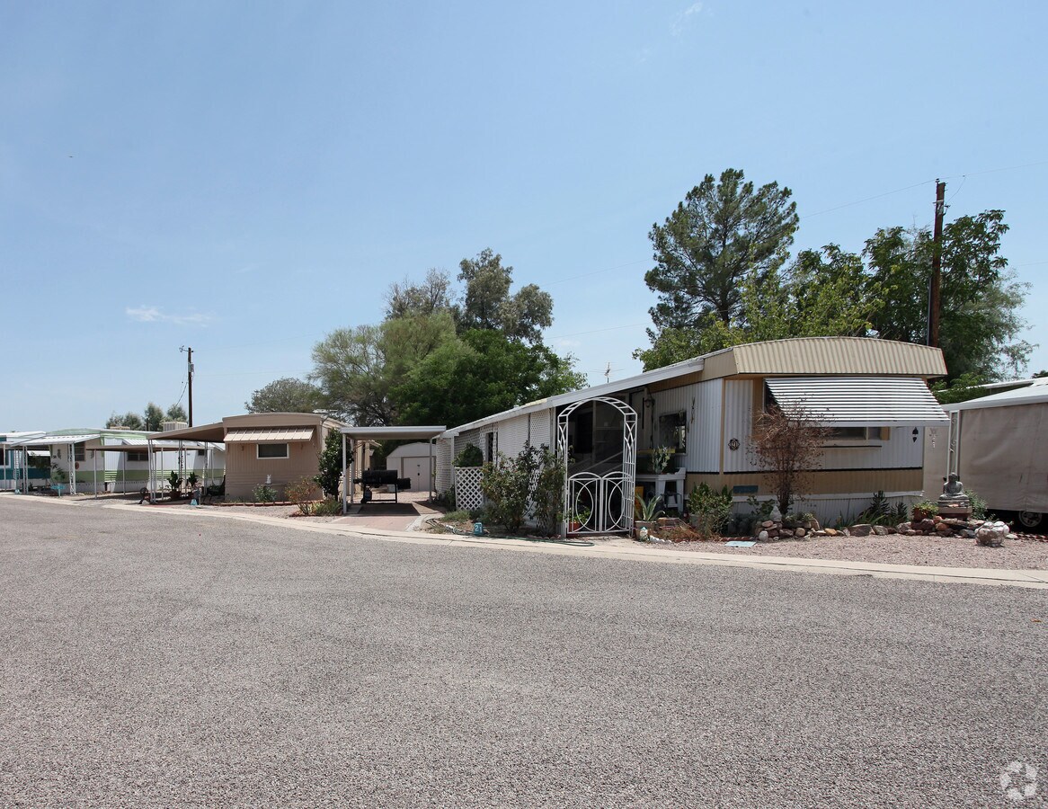 Photo - Noblesse Oblige M.H.Estates