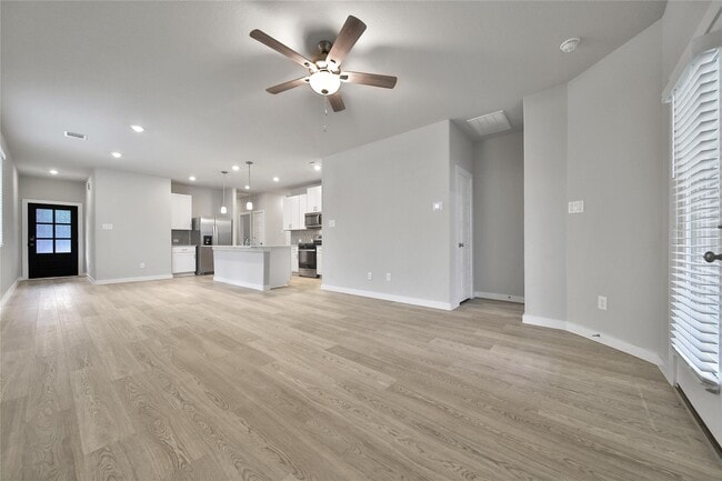 Photo - 6609 Lahna Oak Dr