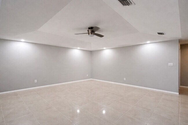 Photo - 2401 S Jackson Rd