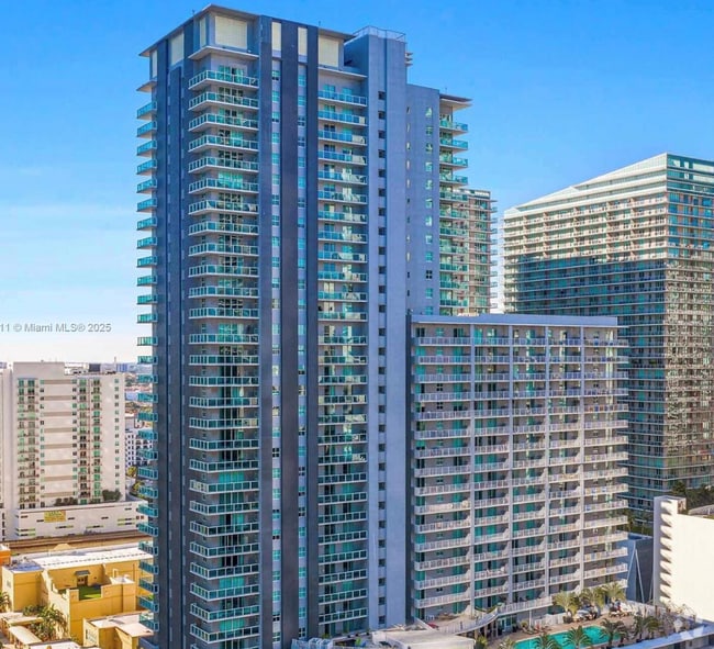 Building Photo - The Vue 1/1 For rent Rental