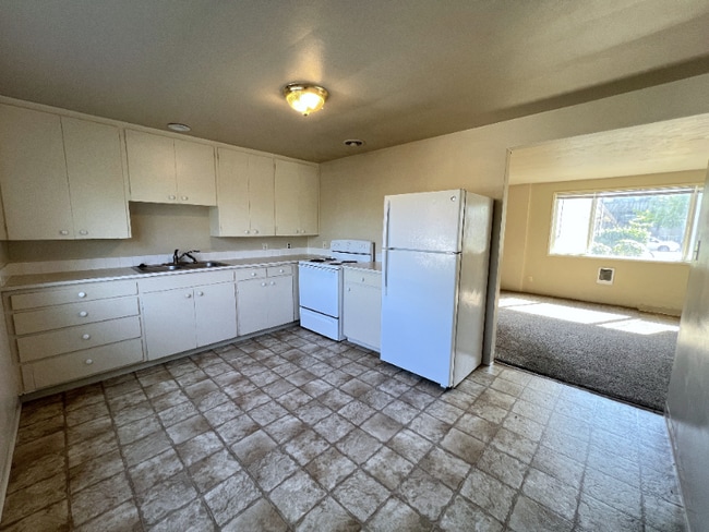 Photo - 810 NW 23rd St Unidad 10