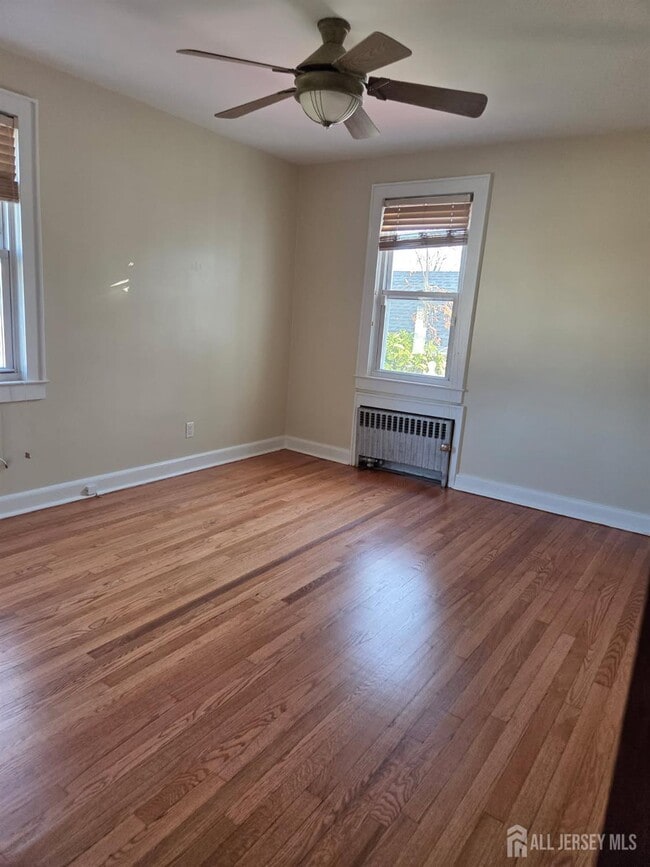 Photo - 250 Thomas St