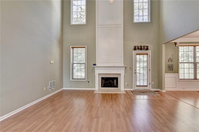 Photo - 236 Windy Cir