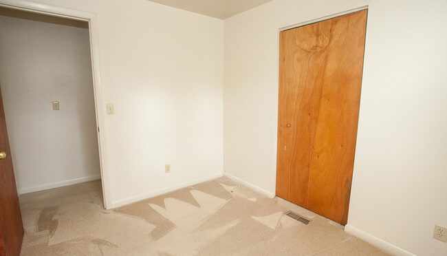 Photo - 547 Layman Ave Unit Apt. 1