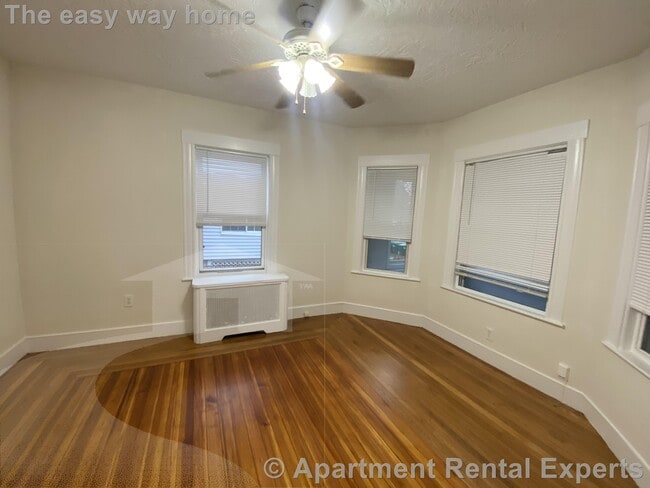 Photo - 1028 Fellsway Apartment