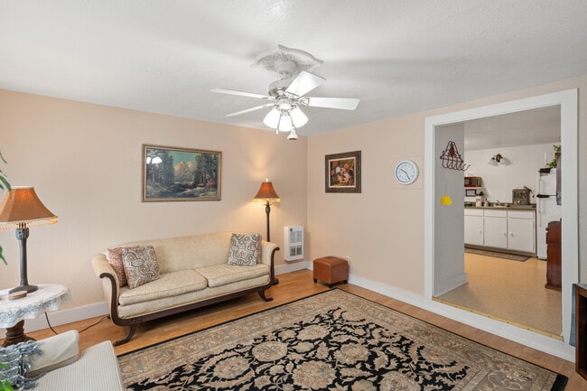 Photo - 451 Broad St Unit Garden View