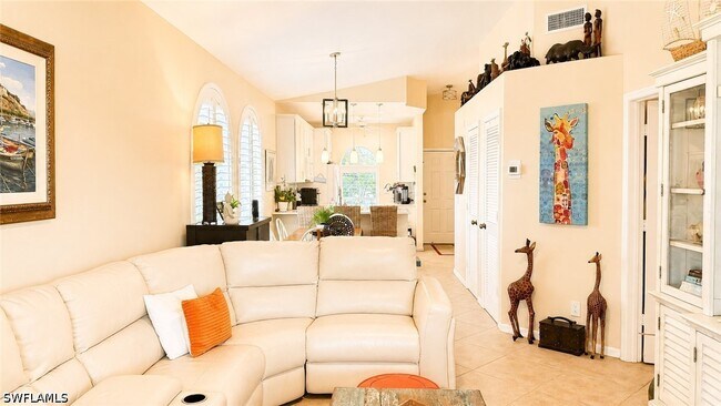 8274 Twelve Oaks Cir Unit 126