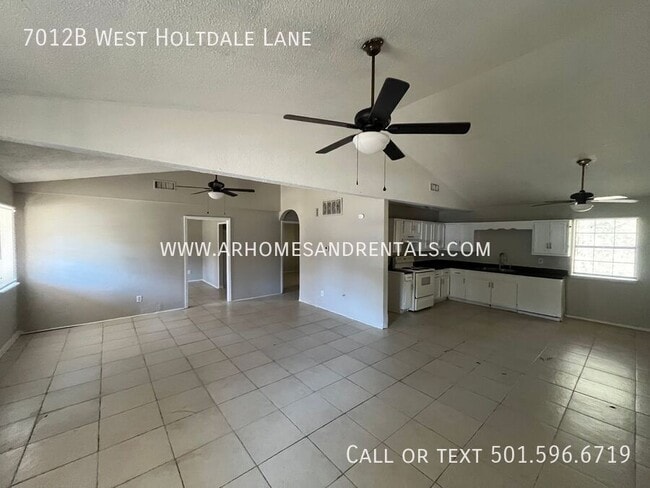 Photo - 7012B West Holtdale Lane- Apartamento