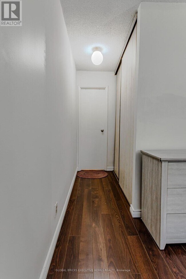 Photo - 1275 Cornerbrook Pl