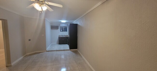 Photo - 149 W Dicker Dr