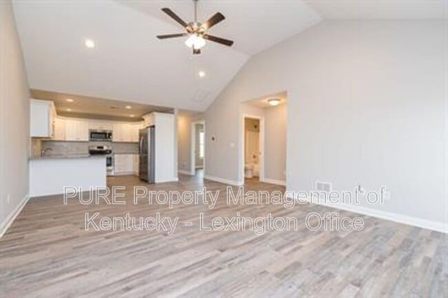 Photo - 727 Leeward Ct