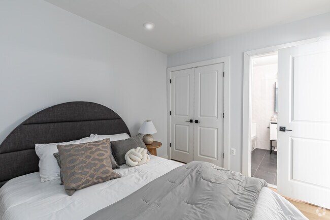 3BR, 2BA - Bedroom