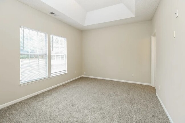 Photo - 1101 Gretna Green Dr