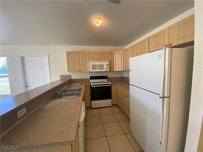 Photo - 4622 15th St SW