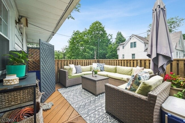 Photo - 124 Midland Ave