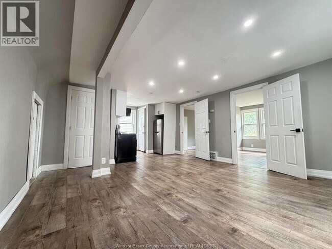 Photo - 1376 Goyeau St