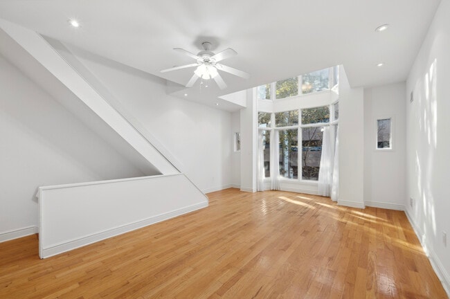 Photo - 1727 South St