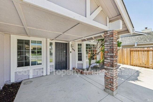 Photo - 309 Nancy Ln