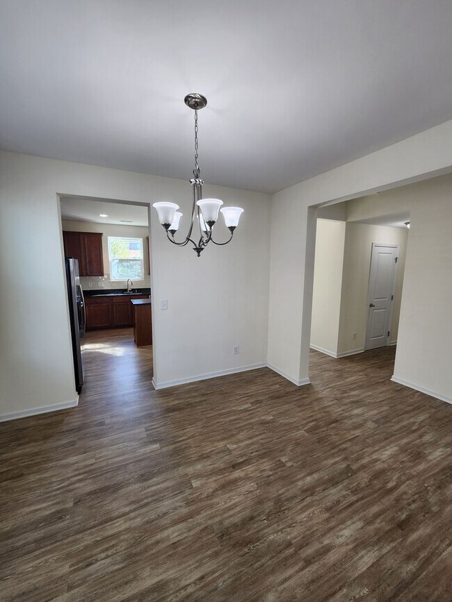 Photo - 1205 Willowcrest Rd