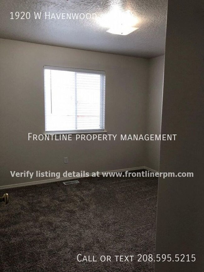 Photo - 1920 W Havenwood-