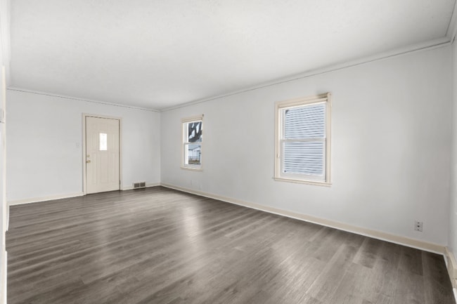 Photo - 1936 N Park Ave