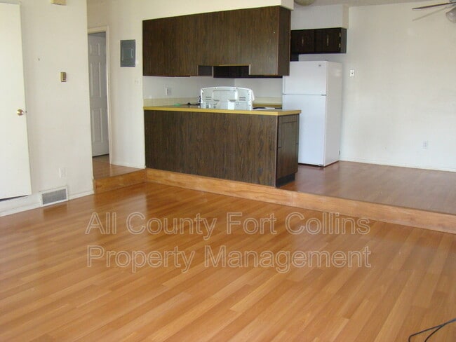 Photo - 1719 Larch St Unit B