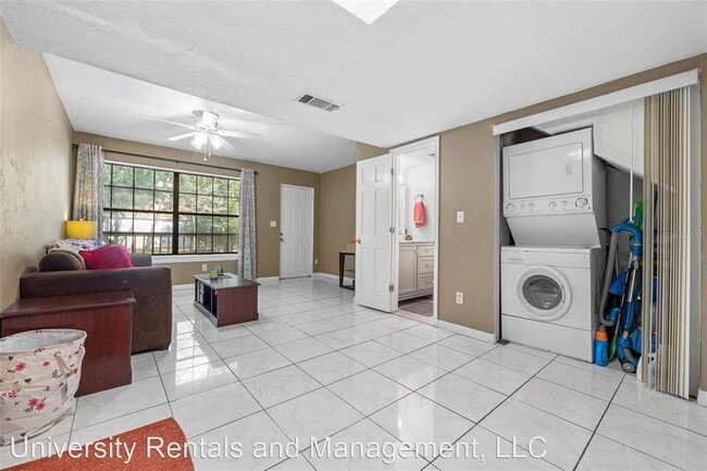 2 br, 1.5 bath House - 430 NW 15TH ST - 2 br, 1.5 bath House - 430 NW 15TH ST